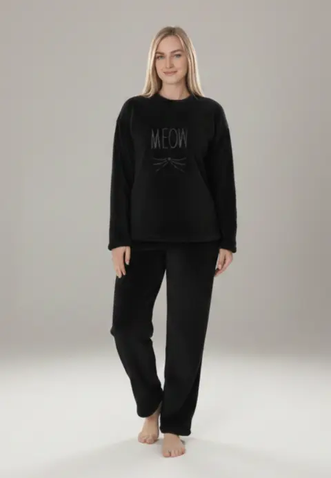 Pijama damă cocolino neagră cu imprimeu „Meow”